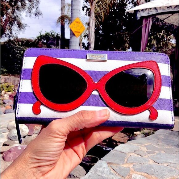 KATE SPADE NOVELTY SUNGLASSES WALLET - Picture 2 of 7
